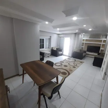 Apartment Havuzlu Sitede Luks 3+1 Daire *