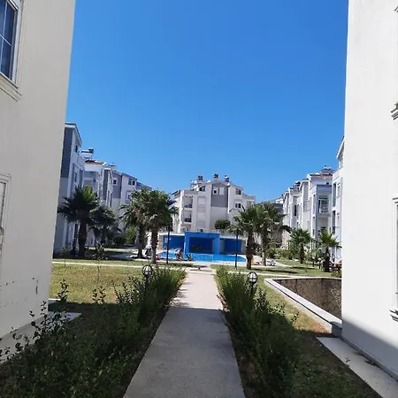 Havuzlu Sitede Luks 3+1 Daire Apartment Manavgat